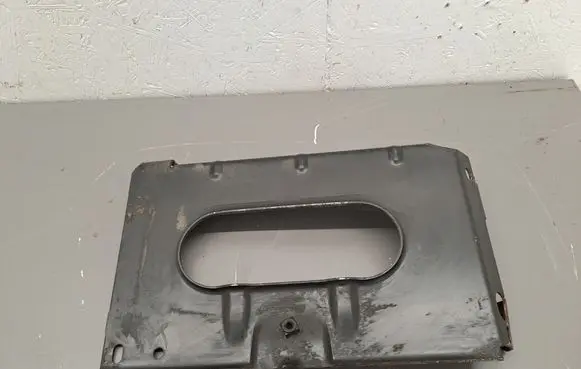 Battery tray