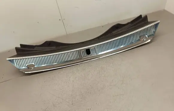 Audi A8 S8 D4 4H Trunk/boot sill cover protection 4H0863471
