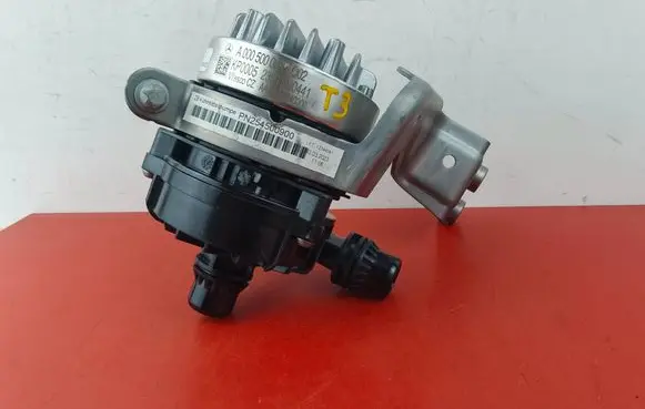 Mercedes-Benz C W206 Water pump A0005000801