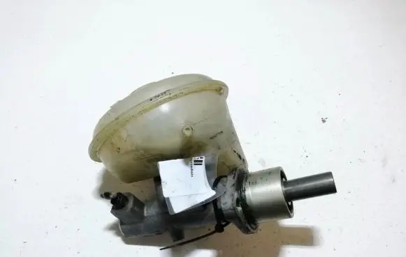Audi A6 S6 C4 4A Master brake cylinder 8e0611301