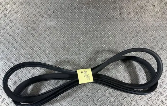 Mercedes-Benz ML W164 Rubber seal rear door 