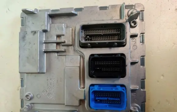 Chevrolet Malibu Engine control unit/module 12689129