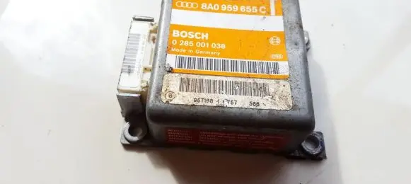 Audi A4 S4 B5 8D Airbag control unit/module 8A0959655C 0285001038
