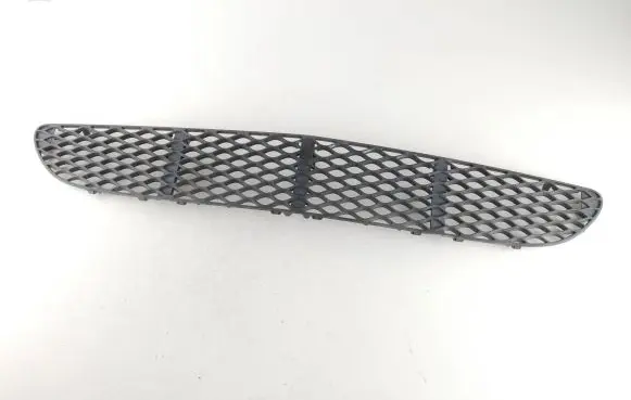 Mercedes-Benz E W211 Front bumper lower grill A2118850053