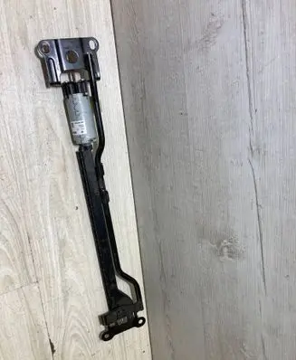 Audi Q3 F3 Seat adjustment motor 0390204162