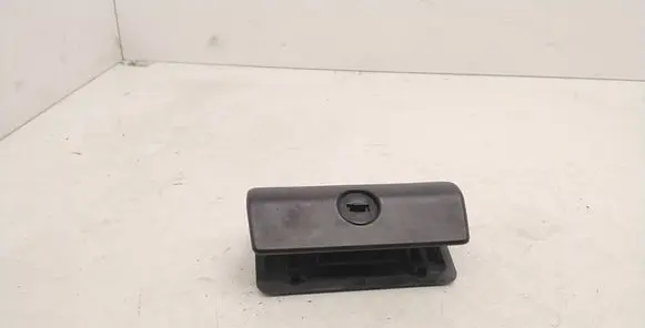 BMW 5 E39 Glove box handle