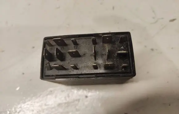 Audi A6 S6 C5 4B Other relay 4B0907487H 3394