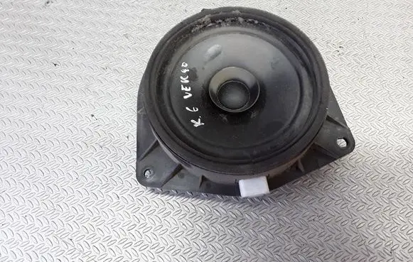 Toyota Avensis Verso Rear door speaker 8616044130