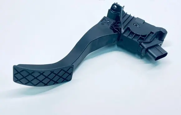 Volkswagen Golf VII Accelerator throttle pedal 5Q1723503H