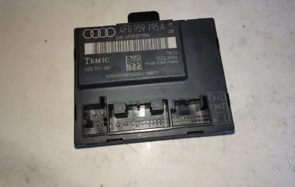 Audi A6 S6 C6 4F Door control unit/module 4F0959795A