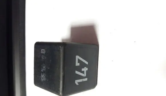 Audi A6 S6 C5 4B Other relay 1H0959142