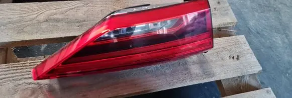 Audi Q3 F3 Tailgate rear/tail lights 83A945093B