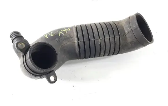 Audi A4 S4 B6 8E 8H Air intake hose/pipe 8E0129615