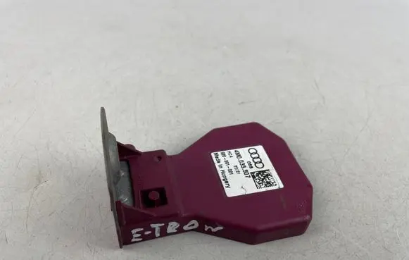 Audi e-tron Aerial antenna amplifier 4M0035507