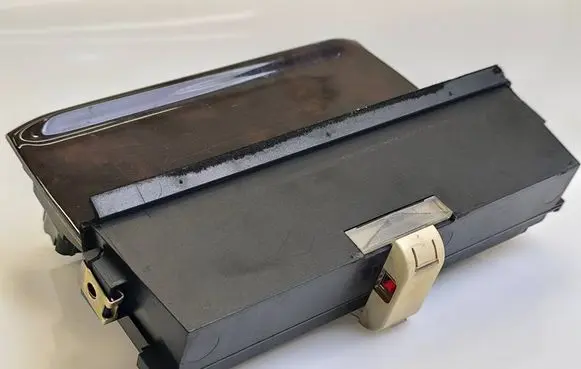 Audi A8 S8 D2 4D Car ashtray 4D0857951