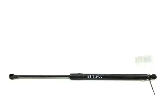 Toyota Verso Tailgate strut 689500F030