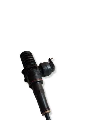 Volkswagen Polo IV 9N3 Fuel injector 038130073T