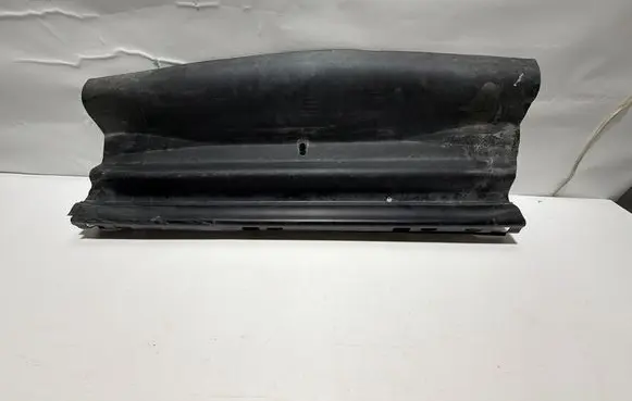 Porsche Macan (95B) Intercooler air guide/duct channel 95B121291