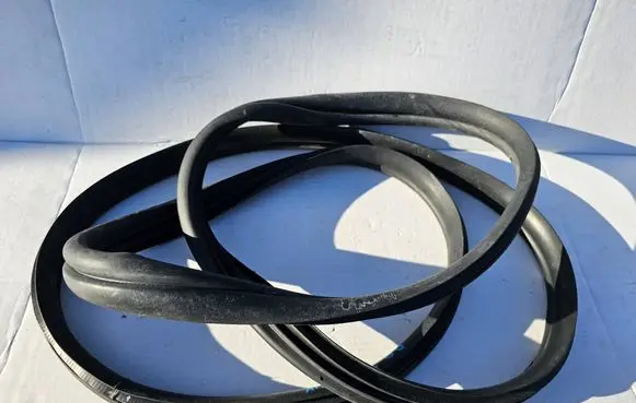 Hyundai Tucson IV NX4 Front door rubber seal PPTUCSONIV