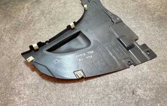 BMW 2 F44 Pickup box liner 8497238 11690410