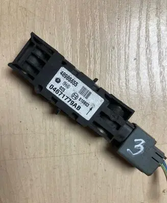 Chrysler Pacifica Airbag deployment crash/impact sensor 04671779AB 010803 48985655