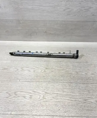 BMW 5 F10 F11 Fuel main line pipe 7805423 0445216036