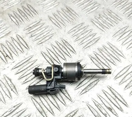Volkswagen T-Roc Fuel injector 05C906036 0261500443