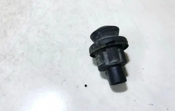 Volkswagen Golf III Front door sensor 1h0947563a