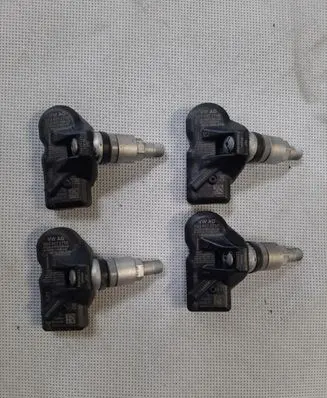 Volkswagen Golf VIII Tire pressure sensor 