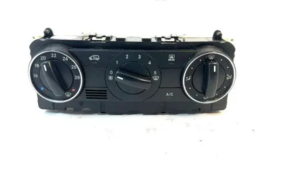 Mercedes-Benz A W169 Climate control unit A1699000900