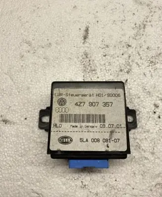 Audi A6 S6 C5 4B Light module LCM 4Z7907357