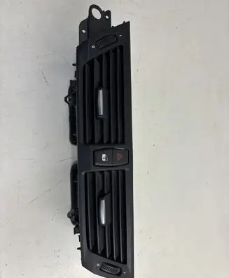 BMW X1 E84 Dash center air vent grill 64222991235