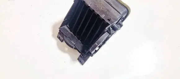Opel Vectra C Dash center air vent grill