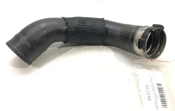 Chevrolet Camaro Air intake hose/pipe 23470737