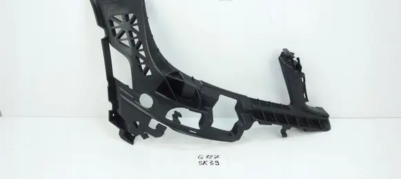 Mercedes-Benz C W204 Front bumper mounting bracket A2048850865