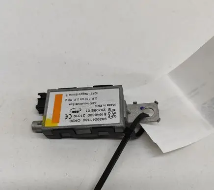 Citroen DS7 Crossback Aerial antenna amplifier 9829041180