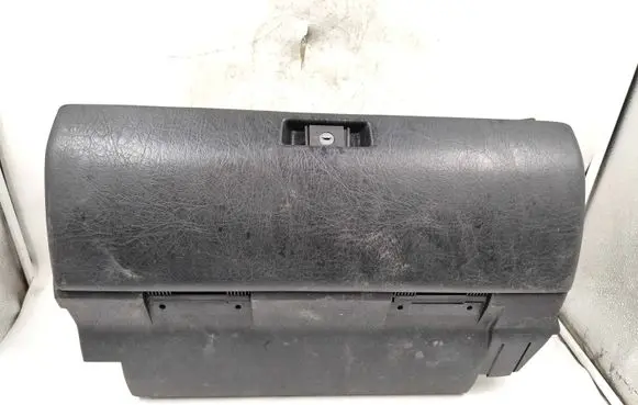 Audi 80 90 B2 Glove box 811857095D