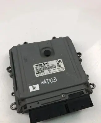 Volvo XC90 Engine control unit/module 31372225AA