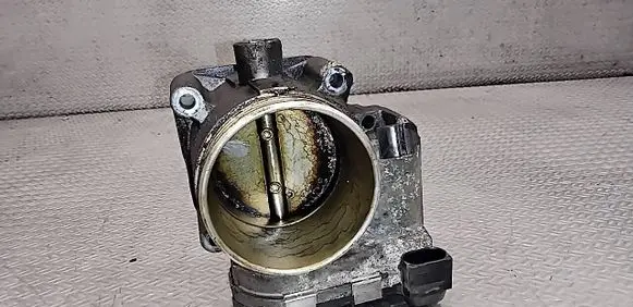 Volvo XC90 Throttle valve 30711554 0280750131