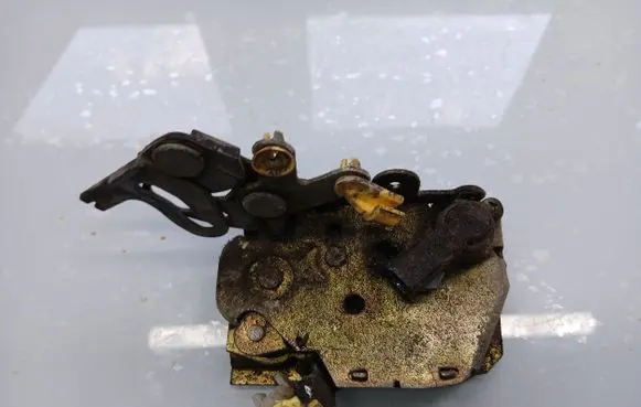 Ford Explorer Front door lock