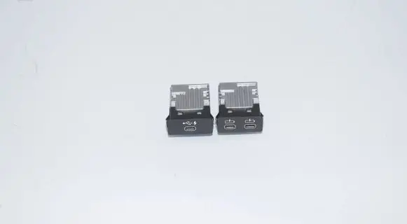 BMW 3 G20 G21 USB socket connector 8711939 8711938 84108711939