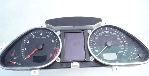 Audi A6 S6 C6 4F Speedometer (instrument cluster) 4F0920900M 4F0910900A