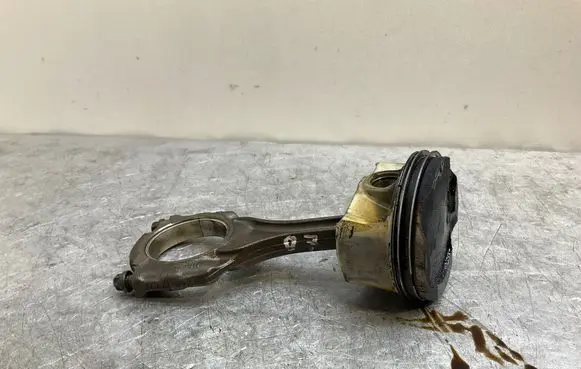 BMW 7 F01 F02 F03 F04 Connecting rod/conrod 7646892
