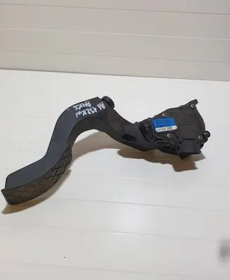 Audi A6 S6 C5 4B Accelerator throttle pedal 8D1723523F 6PV0083602