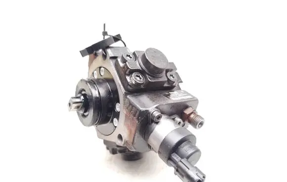 Mitsubishi Outlander Fuel injection high pressure pump 9683268980 0445010139