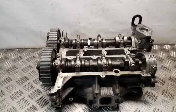 Ford Focus Engine head CM5G6090GC