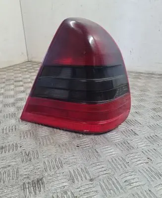Mercedes-Benz C W202 Rear/tail lights 2028203664R