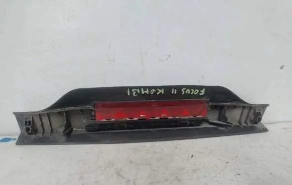 Ford Focus Third/center stoplight