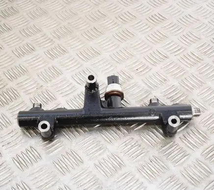 Peugeot 3008 I Fuel main line pipe