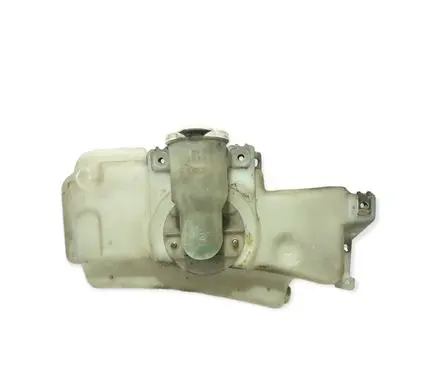 Mitsubishi Pajero Lamp washer fluid tank 